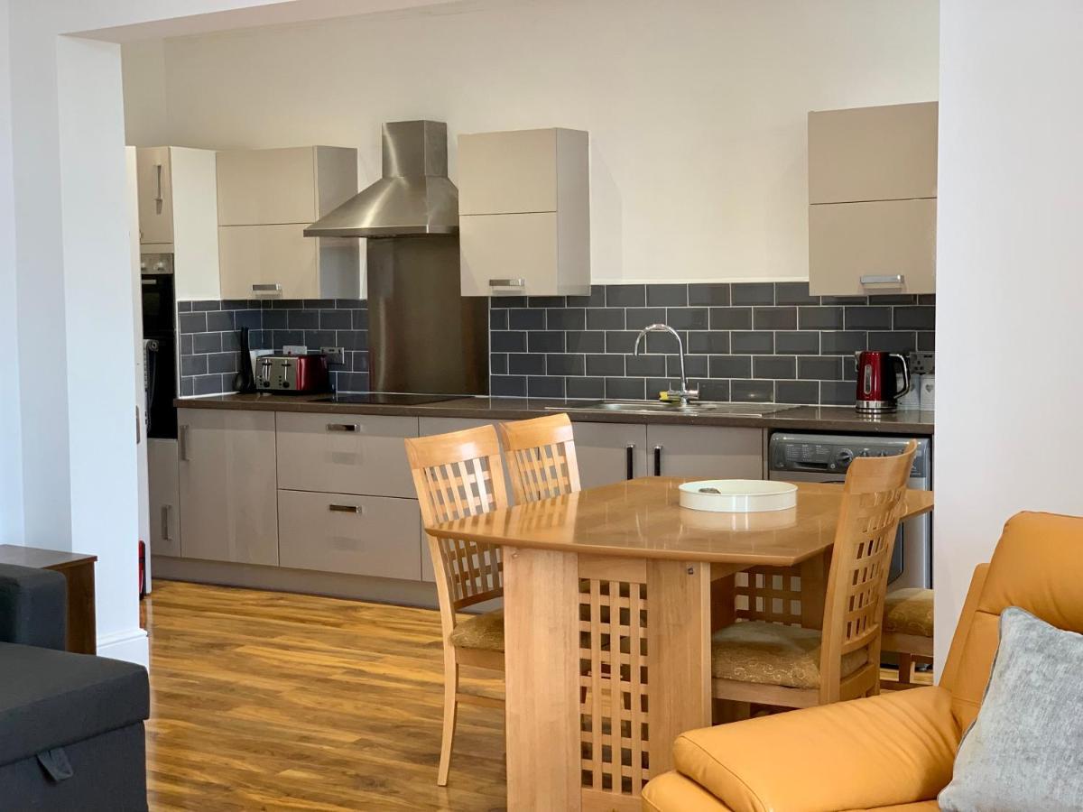 Lytham St Annes, A Spacious, High End, One Bedroomed Apartment 5 Εξωτερικό φωτογραφία